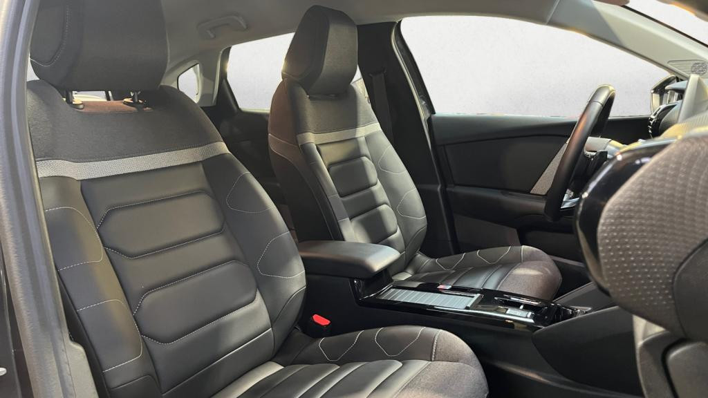 Nouvelle CITROEN C4 X  1.5 BlueHDi 16V - 130 S&S - EAT8  Max